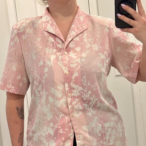 Vintage Pink Floral Crinkle Button up Blouse Size 12 - Picture 2 of 13